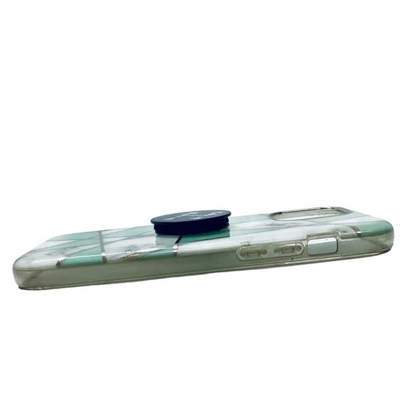 iPhone 11 Pro Max Case w/ Pop Socket - Picture 4 of 5